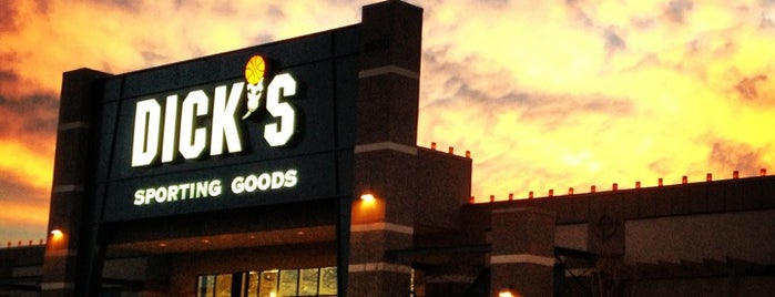 DICK'S Sporting Goods is one of David’s Liked Places.