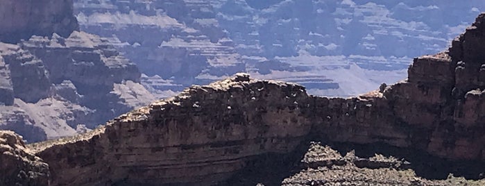 The Hualapai Tribe & Skywalk - Grand Canyon West is one of Lieux qui ont plu à Emre.