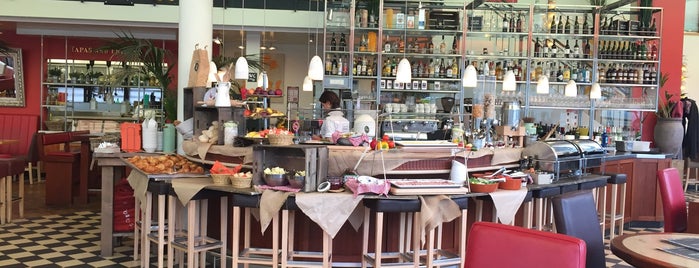 Cafe & Bar Celona is one of Tempat yang Disukai Sebastian.