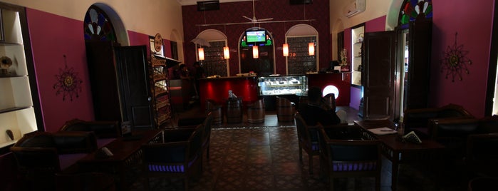 Cup O Cafe is one of Places to Go - Madras.