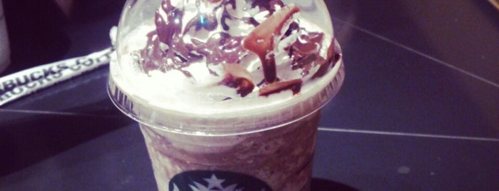 Starbucks is one of Thisara 님이 좋아한 장소.