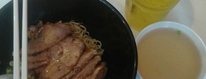 Hongkong Noodle is one of BKK foodies.