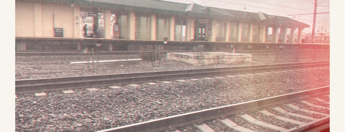 NJT - Rahway Station (NEC/NJCL) is one of Locais curtidos por Jennifer.