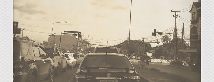 33 Bridge Intersection is one of Bkk - Lopburi Way.