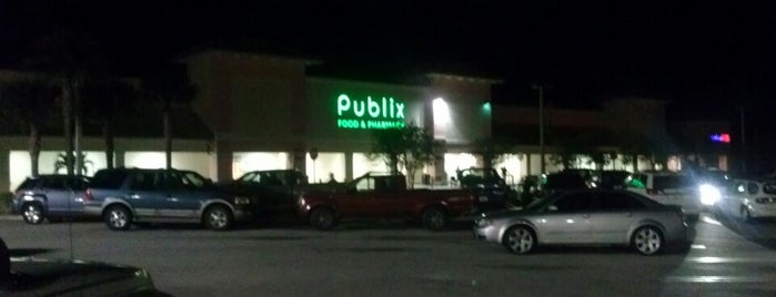 Publix is one of สถานที่ที่ Kevin ถูกใจ.