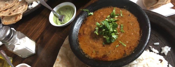 Pardeshi Tadka is one of Restaurantes Comida India.