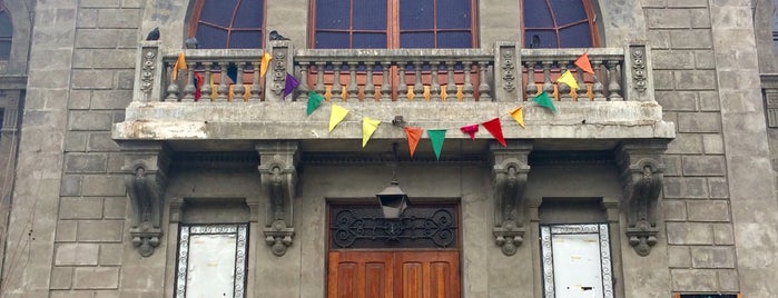 Barrio Huemul is one of Melhores programas em Santiago.