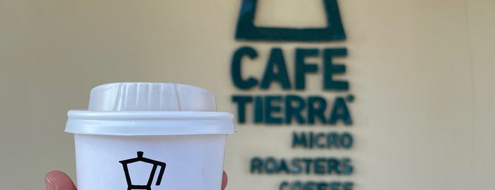 Cafe Tierra is one of Locais salvos de mariza.