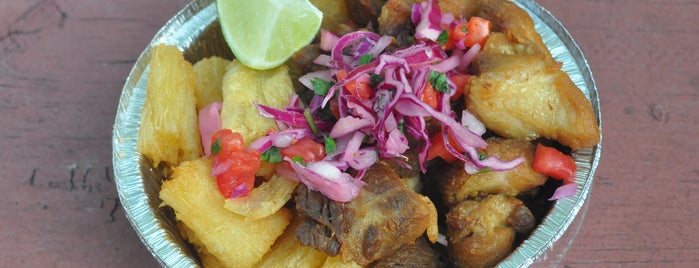 El Olomega is one of New York á la Cart Street Food List.
