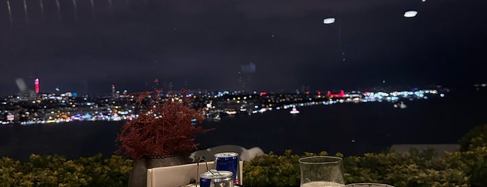 CVK Bosphorus Hotel Teras is one of Lugares favoritos de CanBeyaz.