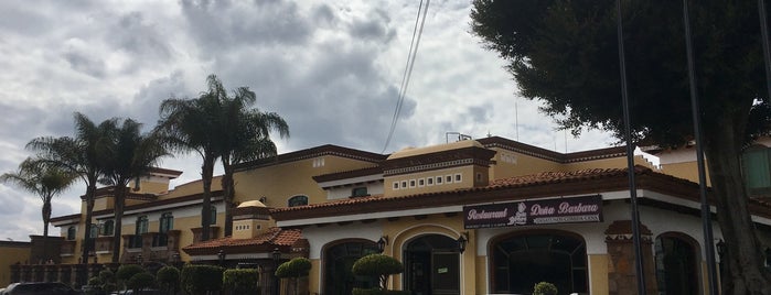 Hotel santa Bárbara is one of Locais curtidos por Javier.