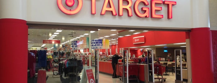 Target is one of Lugares favoritos de Sam.