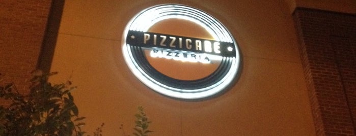 Pizzicare is one of Lieux qui ont plu à Amber.