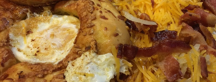 Denny's is one of Must-visit Food in Lansing.