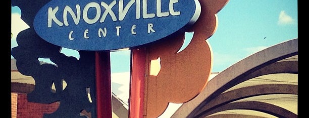 Knoxville Center Mall is one of Posti che sono piaciuti a Chad.