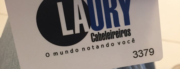 Laury Cabeleireiros is one of lugares legais.
