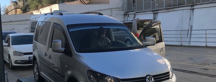 Volkswagen Başaran Otomotiv is one of Özcan Emlak İnş 👍 : понравившиеся места.