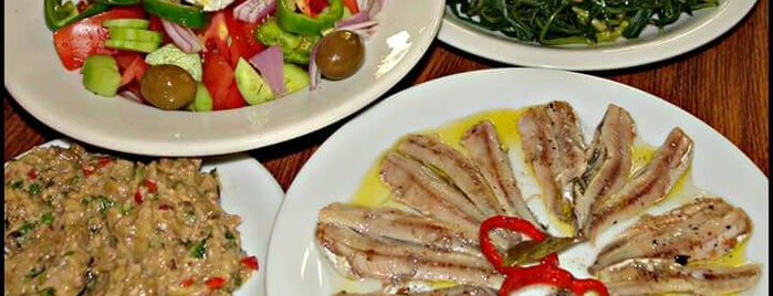 Marida seafood restaurant is one of Lugares favoritos de Lina.