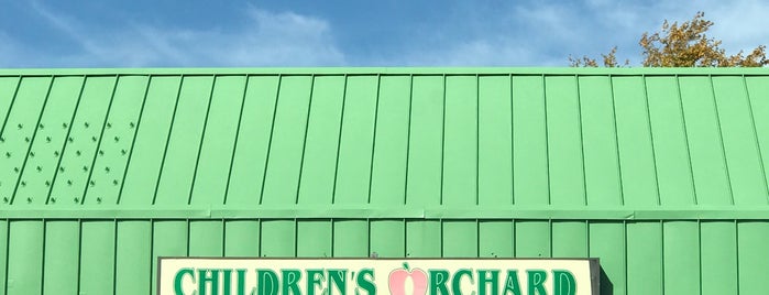 Children's Orchard is one of Shop til You Drop! 💳.