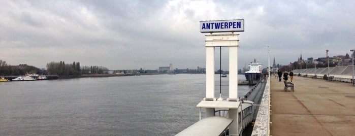 Wandelbrug Zuiderterras is one of Discover Antwerpen.