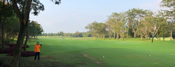 Kabinburi Golf Sport Club is one of Golf Club.