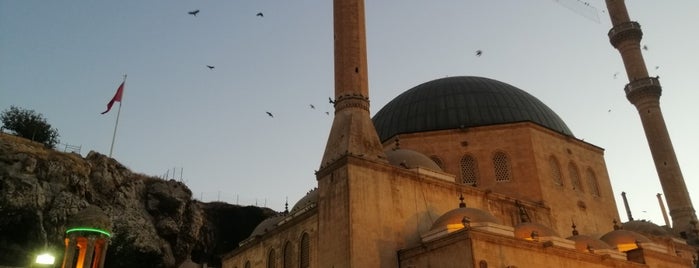 Mevlid-i Halil Camii is one of Burcu'nun Beğendiği Mekanlar.