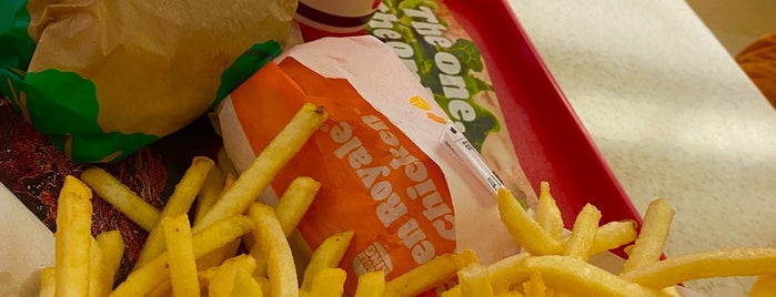 Burger King is one of De prin afara (Essential).