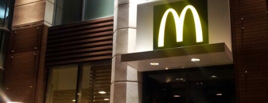 McDonald's is one of Lieux qui ont plu à Irena.