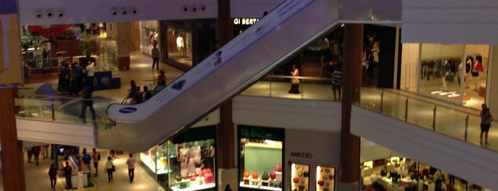 Salvador Shopping is one of Shopping Center (edmotoka).