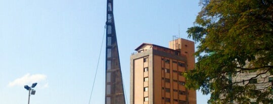 Praça da Bandeira is one of Praças.