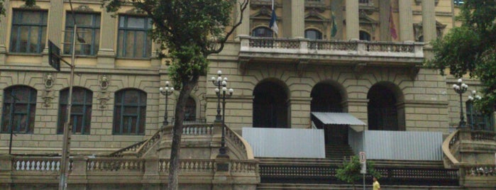 Biblioteca Nacional is one of Artes e Museus.