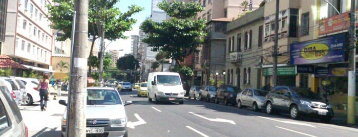 Rua da Passagem is one of Ana'nın Kaydettiği Mekanlar.