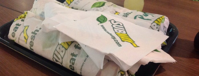Subway is one of Manizales.