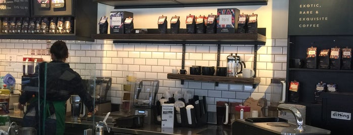Starbucks is one of สถานที่ที่ Marco ถูกใจ.