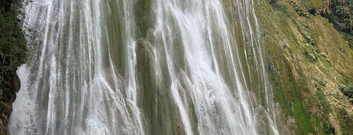 Cascada El Limon (El Limon Waterfall) is one of DOMINICAN REPUBLIC.
