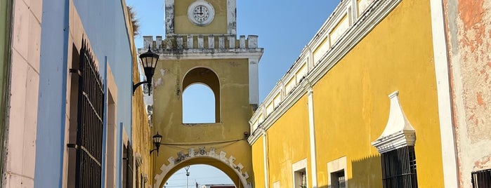 Los Portales de San Francisco is one of Campeche.