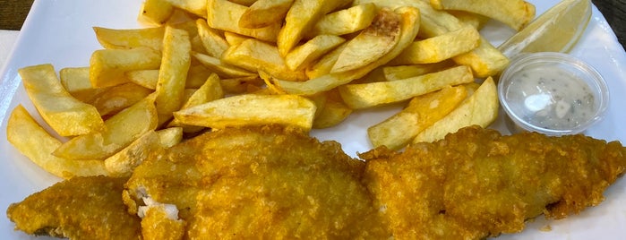 Ben's Traditional Fish & Chips is one of Lugares favoritos de Sharon.
