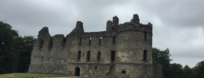Balvenie Castle is one of Aberdeenshire.