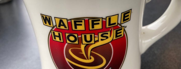 Waffle House is one of Lugares favoritos de Rodney.