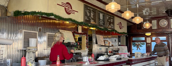 Cutchogue Diner is one of Road Trip to the North Fork.