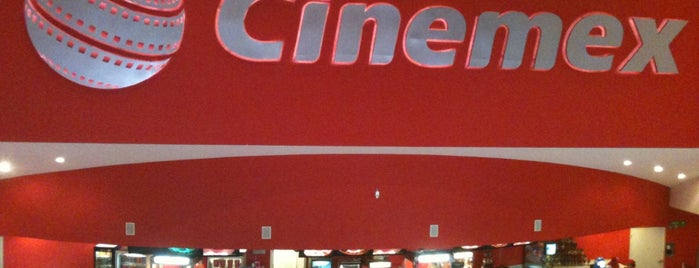 Plaza Cinemex Diana is one of สถานที่ที่ Giorgio ถูกใจ.