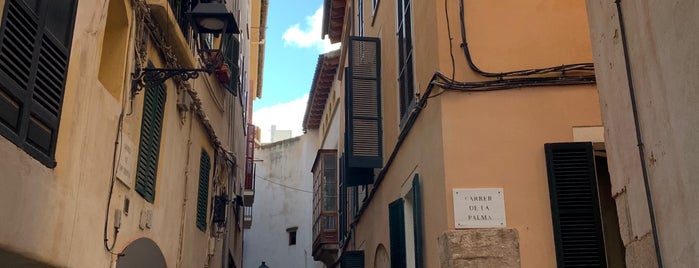 Palma Old Town is one of Mallorca.