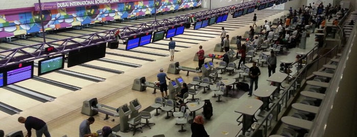 Dubai International Bowling Centre is one of Lugares favoritos de A..