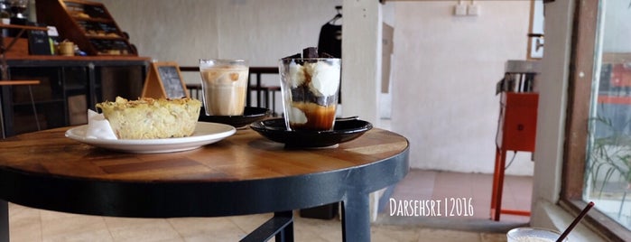 Goni Coffee is one of Posti che sono piaciuti a Darsehsri.