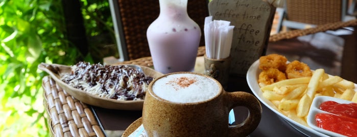 Coffee Time is one of Locais curtidos por Darsehsri.