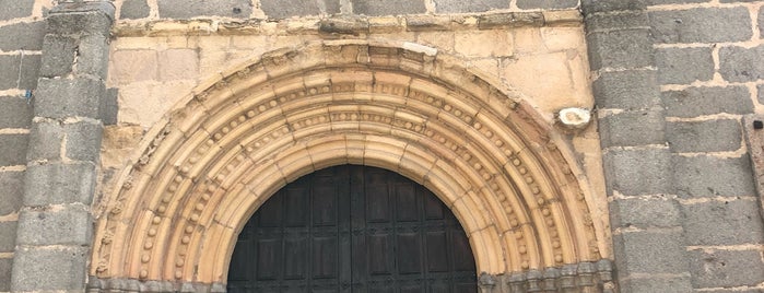 Iglesia De San Juan is one of สถานที่ที่ Angel ถูกใจ.