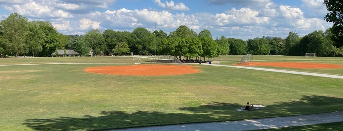 Piedmont Park Active Oval is one of Meghan’s Liked Places.