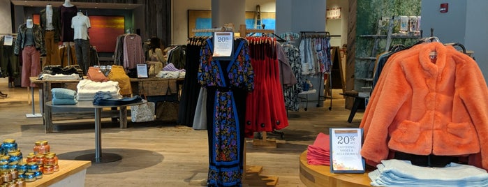 Anthropologie is one of Shopping Spots.