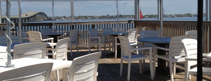 Channel Marker Restaurant is one of Patti's Saved Places.