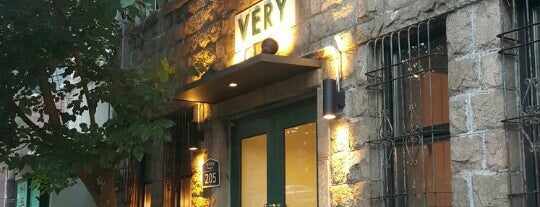 VERY STREET KITCHEN is one of Jae Eunさんの保存済みスポット.